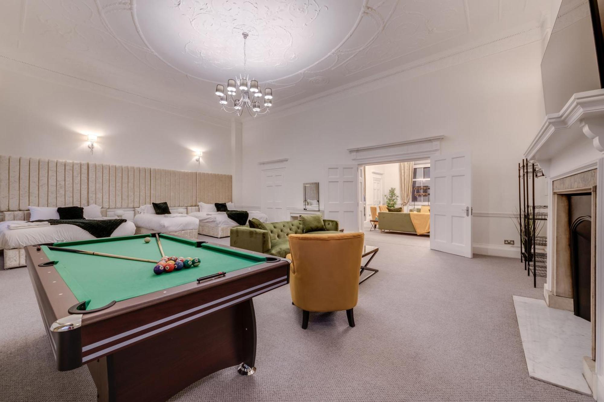 Luxury London 3 Bedroom Duplex With Pool Table - 4Hs Exterior photo