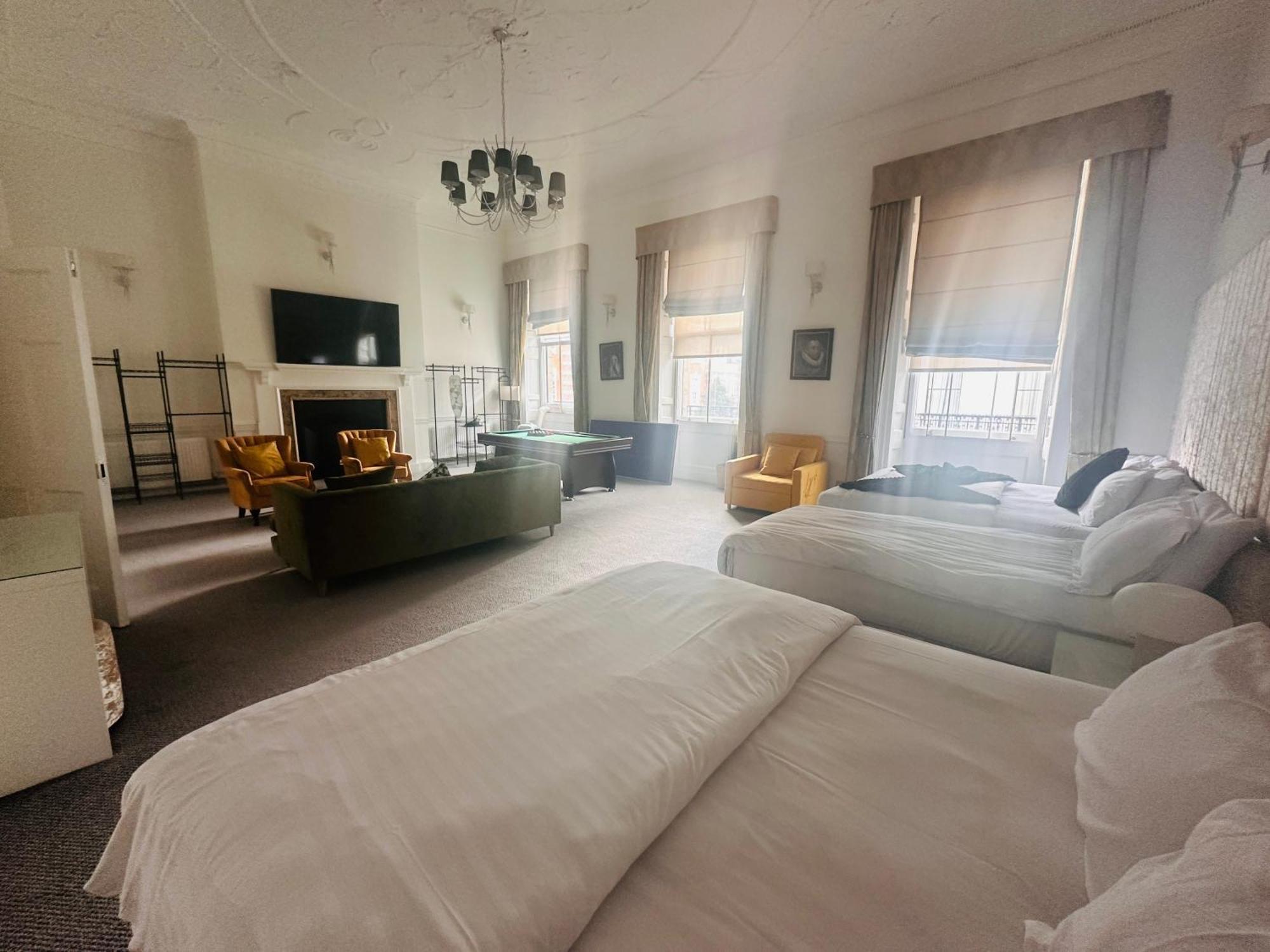 Luxury London 3 Bedroom Duplex With Pool Table - 4Hs Exterior photo